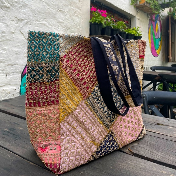 Very pretty multicolour embroidered boho bag - Picture 3 of 5